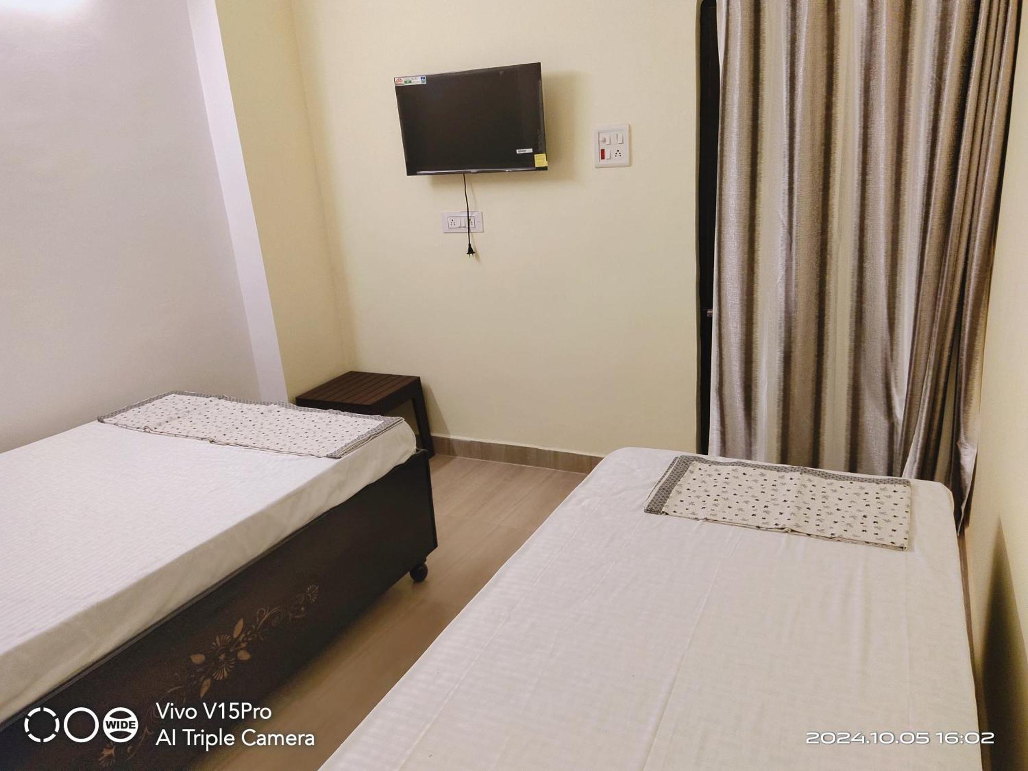 Incredible Banaras Inn Varanasi Dış mekan fotoğraf
